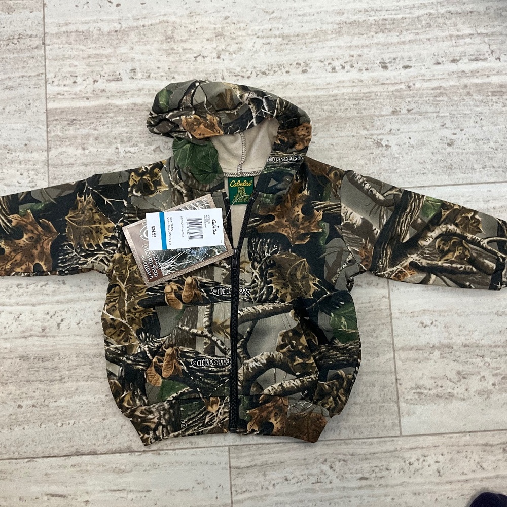 Cabela’s toddler 24 month camo hoodie NWT